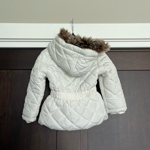Minot Girls White Pea Puffer Coat size 2-3 Years - Picture 2 of 3
